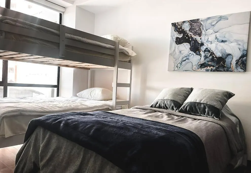 Electricidad, Seguridad 24-7 Moderno, Cama King, Cerca Del Metro Apartment Quito