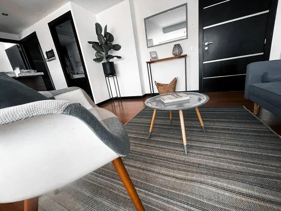 Electricidad, Seguridad 24-7 Moderno, Cama King, Cerca Del Metro Apartment Quito 0*,